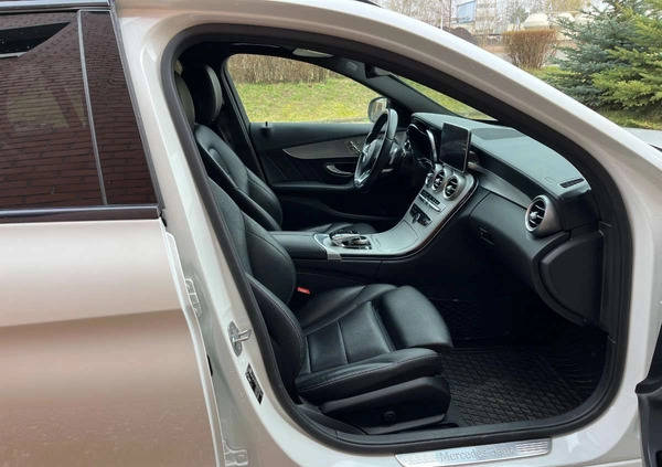 Mercedes-Benz Klasa C cena 99900 przebieg: 132000, rok produkcji 2016 z Torzym małe 596